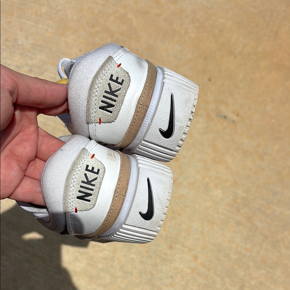 Nike White and Black Low-Top Sneakers - Picture 5 of 5